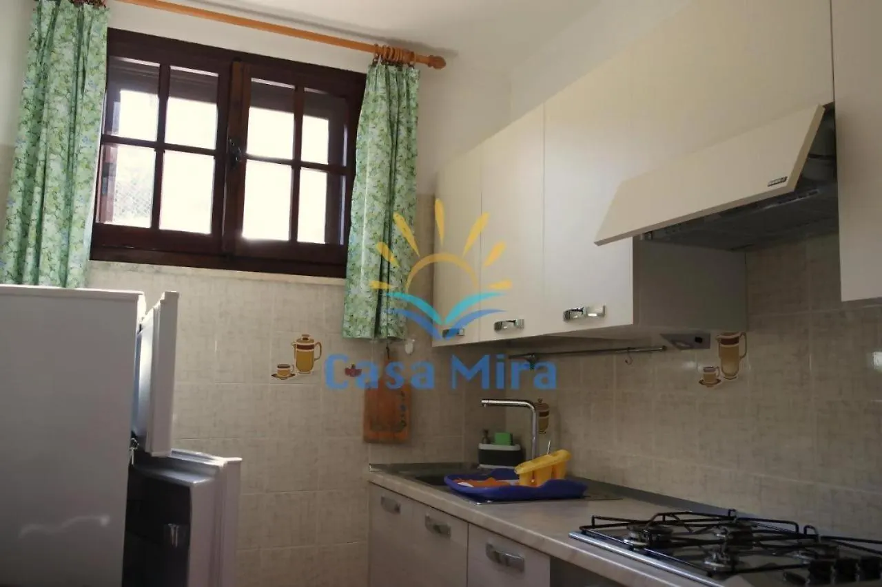 Mira Holiday Apartment キア